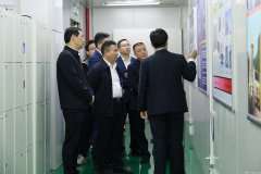 宜春市电子信息产业链招商小分队莅临厦门俊鹏健康管理咨询有限公司参观调研